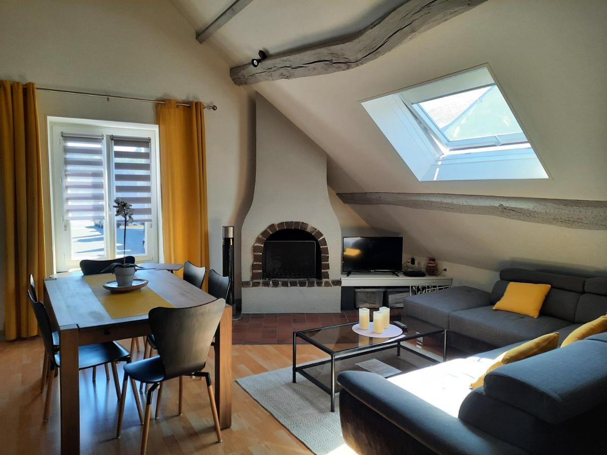 Grand Appartement Tout Confort Proche De Chambord Saint-Claude-de-Diray Buitenkant foto